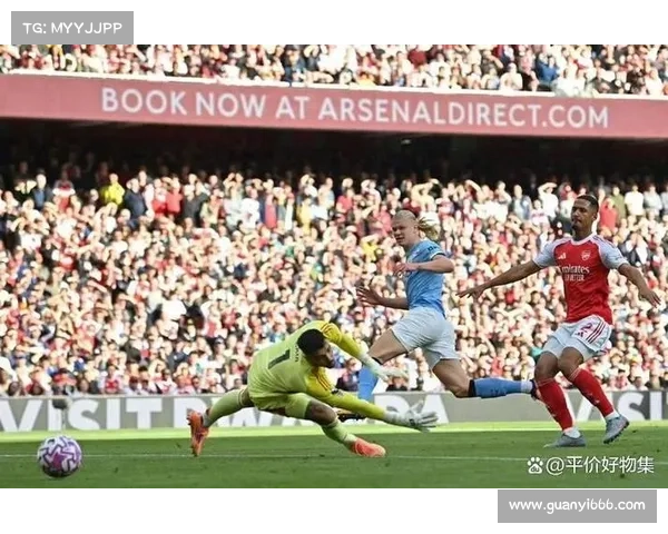 曼城7号背后的传奇：从后卫到锋线的跨越与坚守